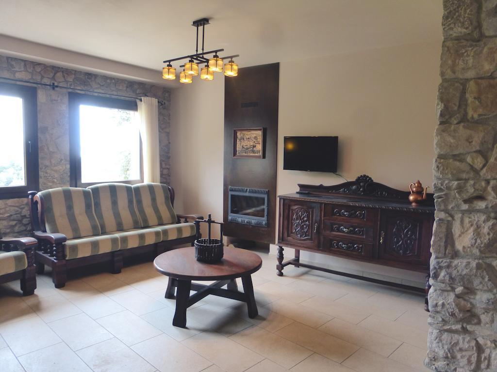 Viladomatrural La Nou de Gayá Pokoj fotografie